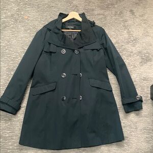 Ellen Tracy trench coat with hood